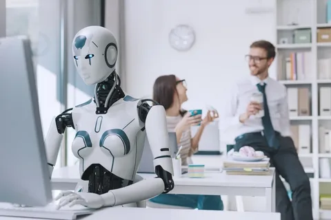 You’re aspiring to boost your income. Imagine leveraging in-demand tech skills to consistently earn $10,000 a month—from anywhere